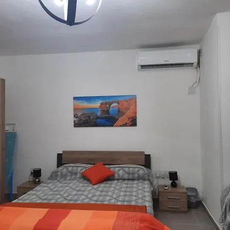 Appartement One Bedroom San Ġiljan