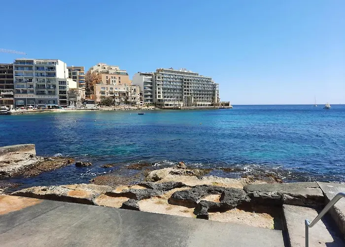 아파트 One Bedroom *