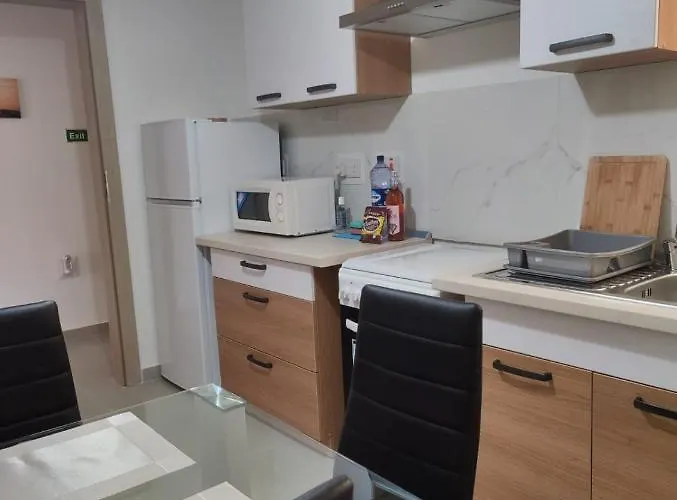 One Bedroom 아파트